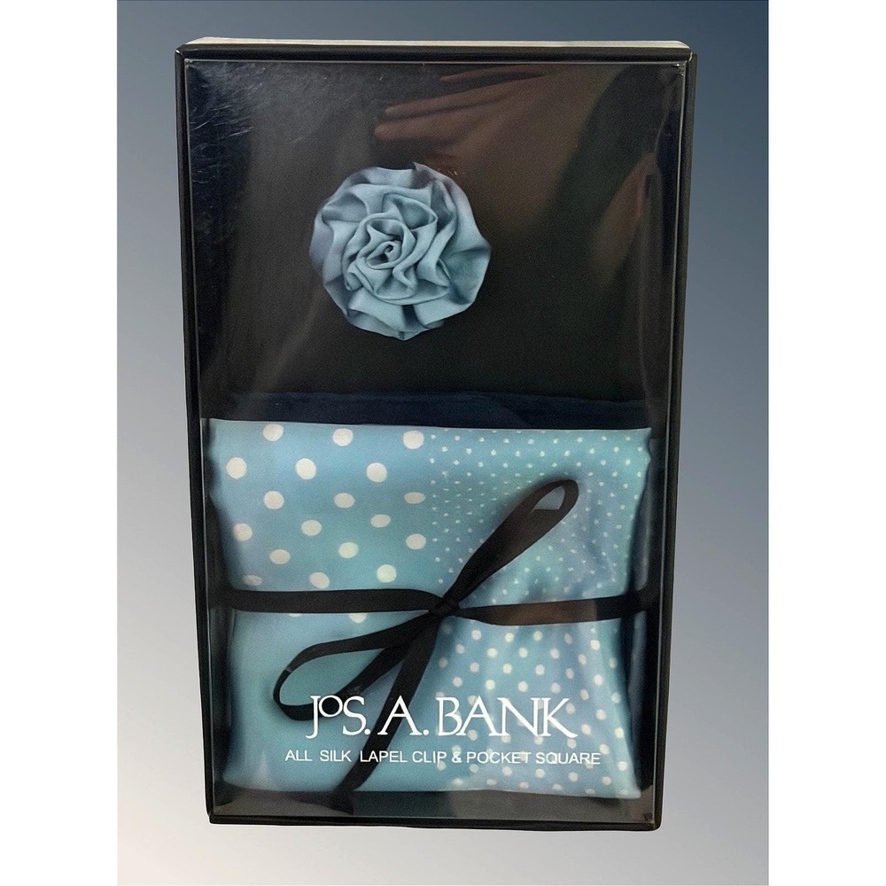 Jos A Bank Mens Light Blue Silk Polka Dot Pocket Square and Lapel Clip Prom Set